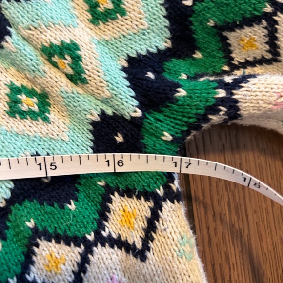 Crown Ivy Colorful Fair Isle knit Sweater, Cozy Crewneck, Size Petite Large - Picture 7 of 7